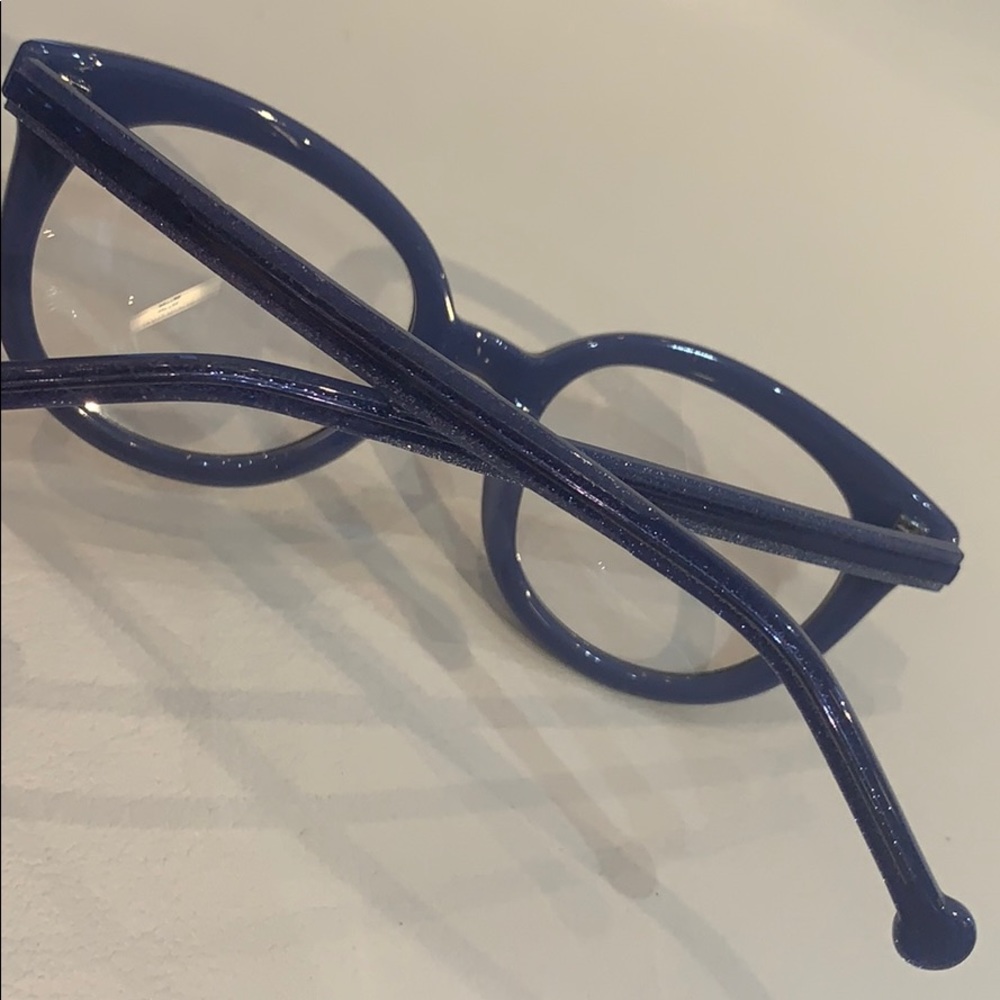New Women’s Eyeglasses - Picture 5 of 8